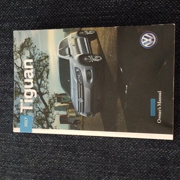 2017 VW Tiguan Owners Manual - Picture 1 of 6